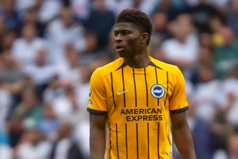 Manchester United ready to spend over €116m to strengthen midfield