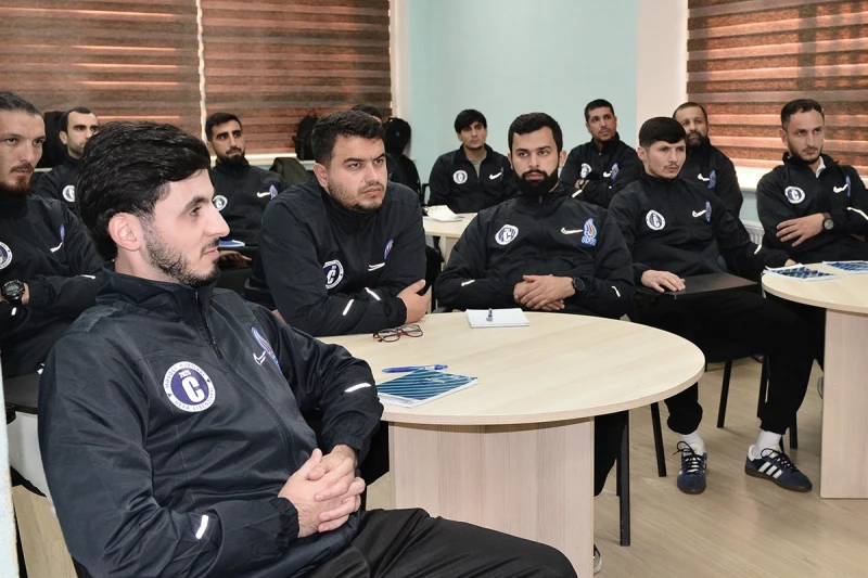 UEFA-nın C kateqoriyalı məşqçi kursunun III mərhələsi davam edir