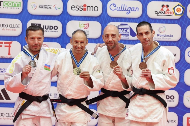 Veteran cüdoçularımız Avropa çempionatında daha iki medal qazanıblar - FOTO