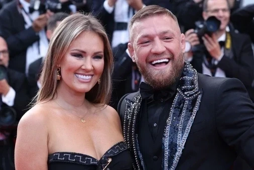 Conor McGregor ve Dee Devlin Vatikan Kilisesi'nde Evlendi: Detaylar ve Tepkiler