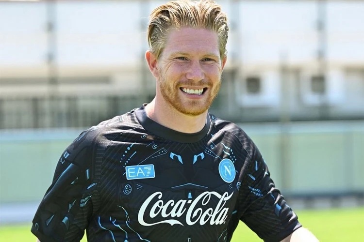 Napoli De Bruyneni satmağa hazırlaşır