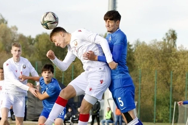U-19 ikinci oyunda sülh bağlayıb
