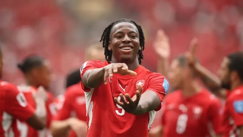 Newcastle trying to transfer Yohan Manzambi