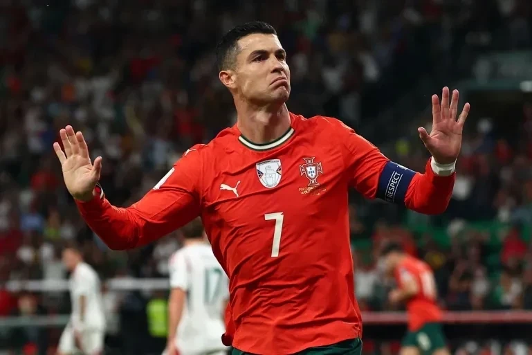Роналду стал первым игроком, забившим два гола на чемпионате мира после 40 лет