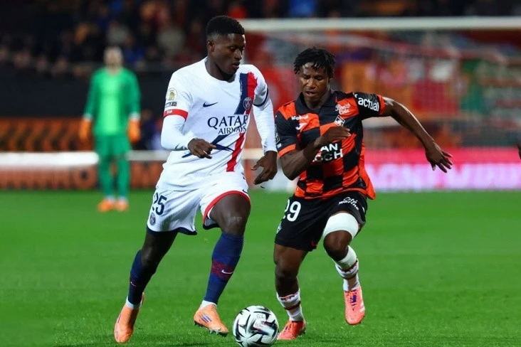 PSG draws with Lorient, maintains leadership - VIDEO PSG draws with Lorient, maintains leadership - VIDEO