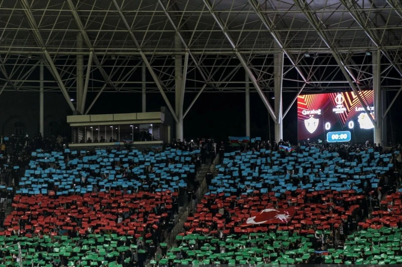 Premyer Liqa klubları azarkeşləri stadionlara cəlb etmək yollarını axtarır