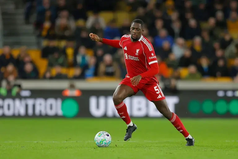 Liverpul Konate ilə müqaviləni uzatmağa yaxındır
