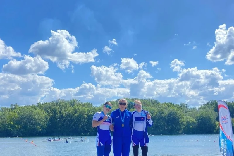 Our rowers started with a gold medal at the Bratislava Regatta - PHOTO
