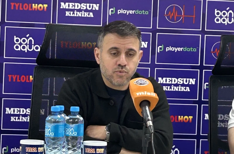 Ayxan Abbasov: Futbolçular bu ağır qrafikdə ruhdan düşmədi