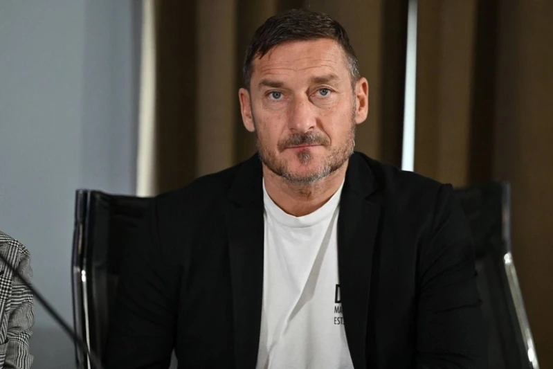 Françesko Totti Romaya texniki direktor kimi qayıda bilər