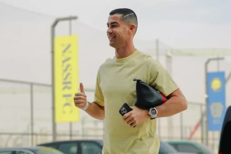 Ronaldo bacısı ulduz futbolçunun milli komandadan ayrılma ehtimalını izah etdi