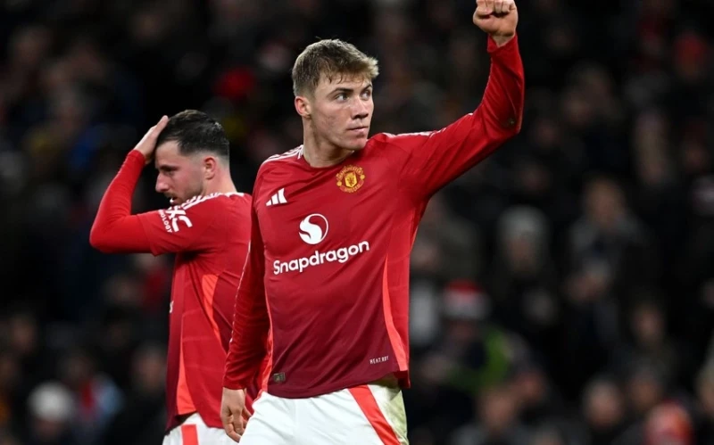 "Manchester Yunayted" hücumçularının İtaliya klublarına keçidi ilə bağlı müzakirələr gedir