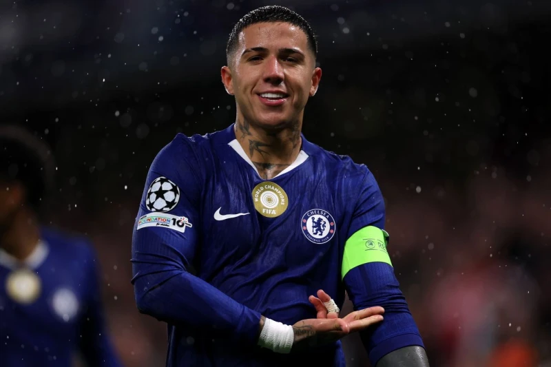 Al-Ittihad Enzo Fernandez İçin Chelseaye Teklif Yapmaya Hazırlanıyor, PSG ve Real Madrid de İlgileniyor