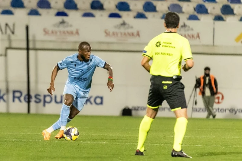 Badalo Sabaha məğlubiyyətdən və Abdullazadə ilə gərginlikdən danışdı