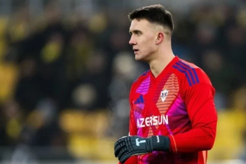 Mateusz Kochalski Could Leave Qarabag