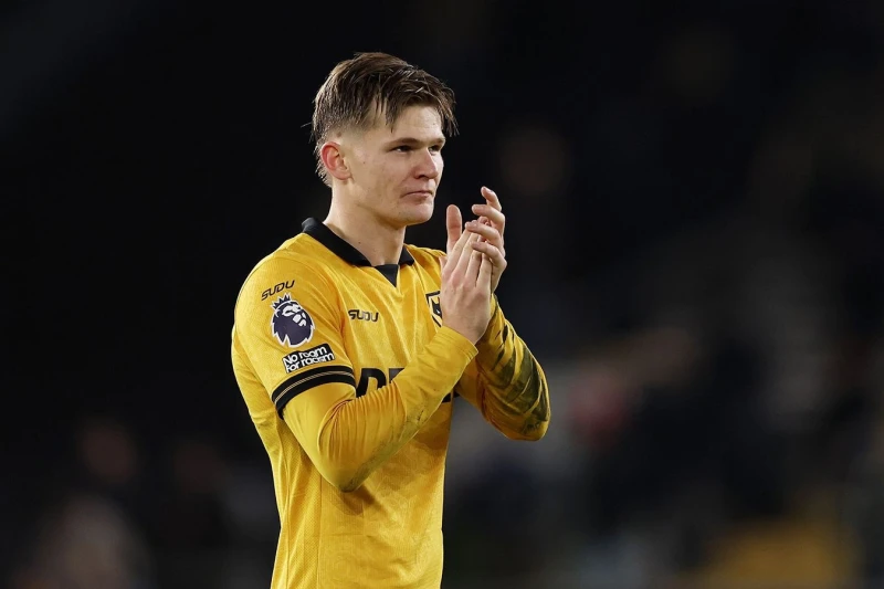 Wolverhampton rejects offers from Roma and Nottingham Forest for Möller Wolfe