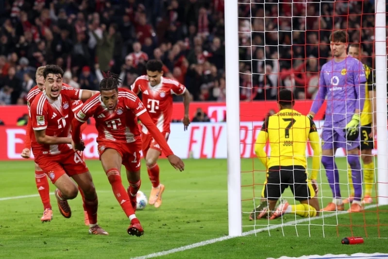 Bavaria defeated Borussia and continued its leadership