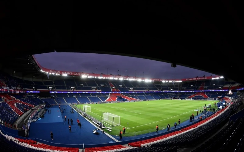 PSG, Şampiyonlar Ligi finalini kendi stadyumunda canlı olarak yayınlayacak