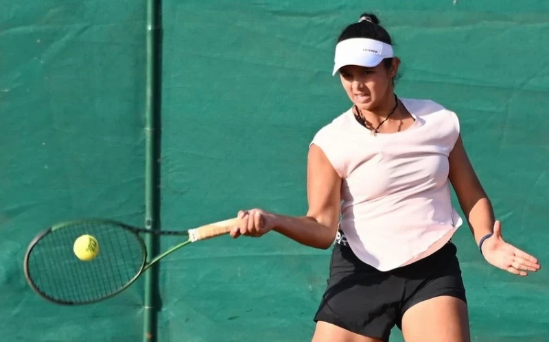 Hindistanlı tennisçi ata-anası ilə mübahisədən sonra güllələnərək öldürülüb