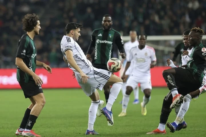 Türkiyə Kuboku: Kocaelispor - Beşiktaş 1:1