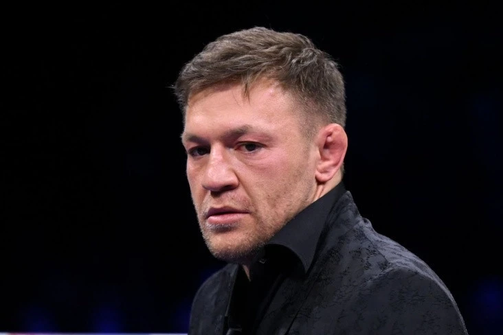 Conor McGregor and Mike Tyson Meet: 63 Knockouts Between Us!