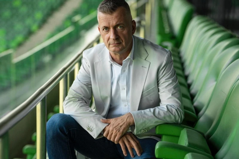 Ferencváros Başkanı Gábor Kubatov, Karabağ'ı Galibiyetinden Dolayı Tebrik Etti