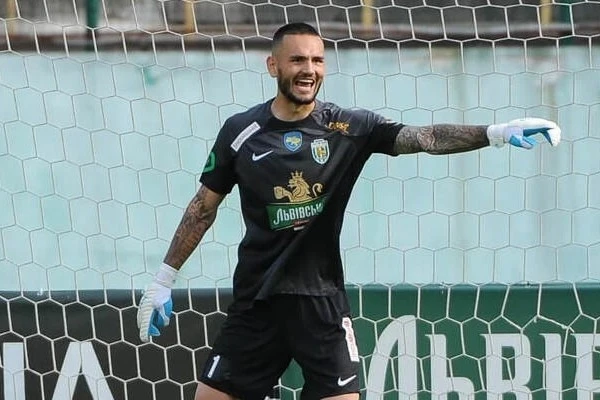 Sabah Moldova millisinin qapıçısı Andrey Kojuxara ilə maraqlanır