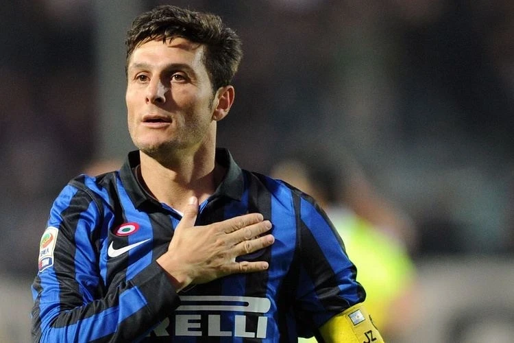 Tomas Zanetti “İnter” ilə peşəkar müqavilə imzalayıb