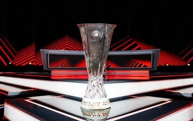 "Tottenham" and "Manchester United" Win