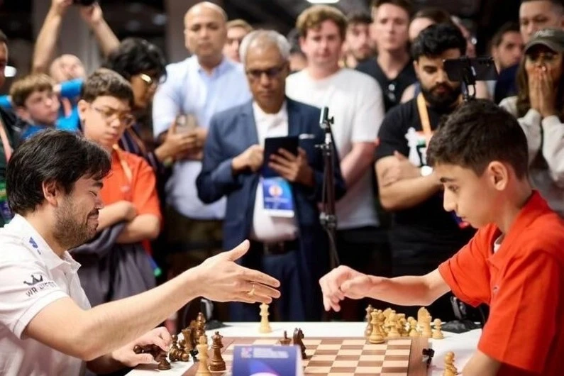 FIDE, Hakan Ahmed'in Nakamura'ya Karşı Zaferini Kutladı