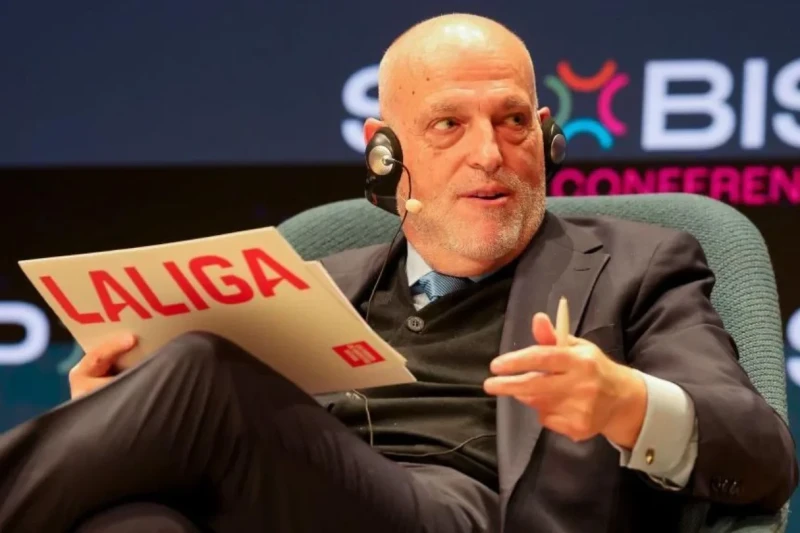 Tebas announces the offside technology to be implemented in La Liga