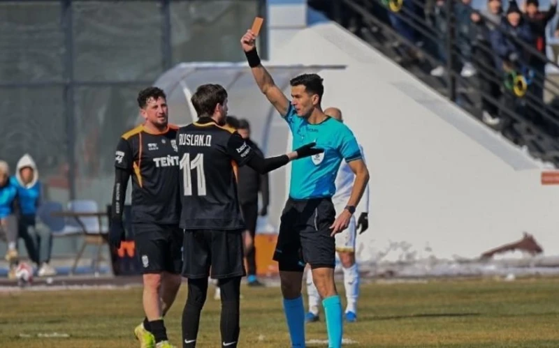 Azərbaycan millisinin sabiq futbolçusu dörd oyunluq cəzalanıb