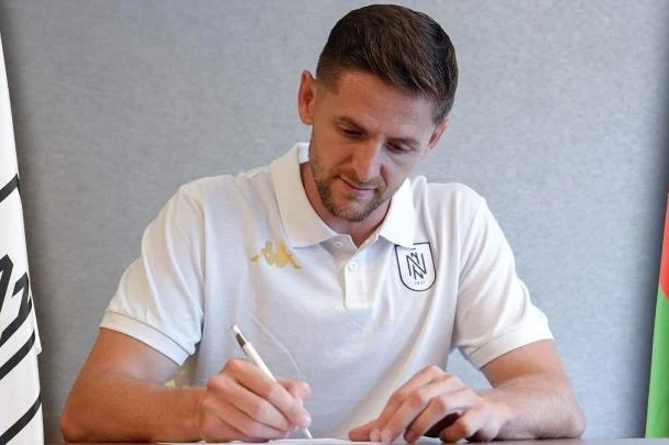 Neftçi Kenan Piriçi transfer etdi - Rəsmi