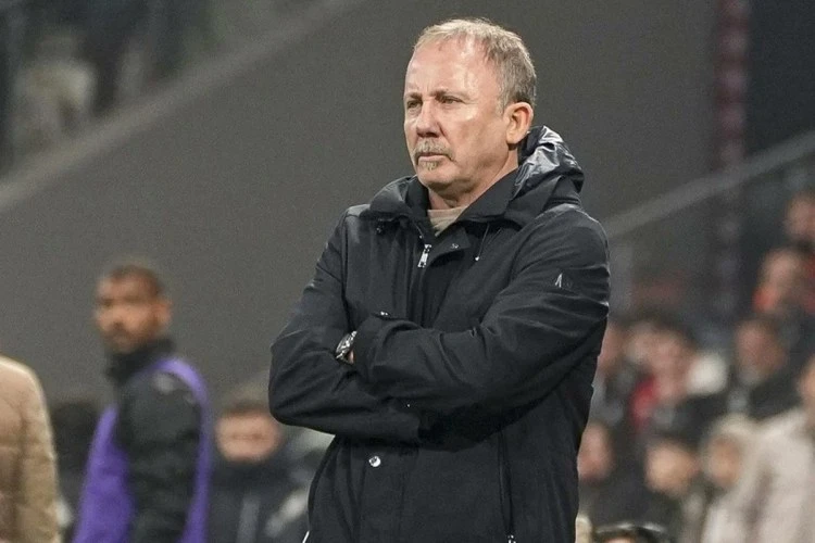 Beşiktaş Sergen Yalçın ilə davam edəcək
