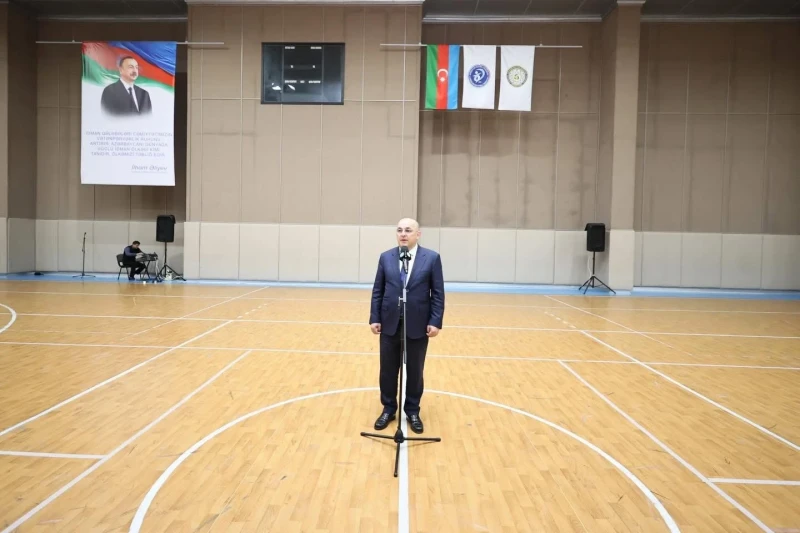Şahin Bağırov Naxçıvanda yeniyetmə voleybolçularla görüşüb, voleybolun inkişafını müzakirə edib