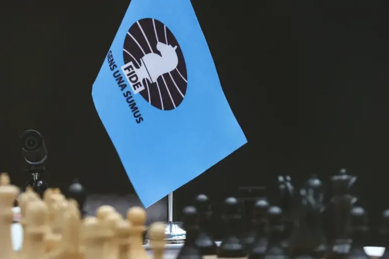 FIDE Rusiya Şahmat Federasiyasının üzvlüyünü müvəqqəti dayandırdı