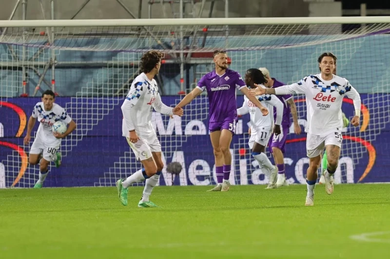 “Fiorentina” və “Atalanta” 2:2 hesablı heç‑heçə, “Frozinone” 5:1 qalibiyyətlə cədvəl zirvəsinə yaxınlaşıb