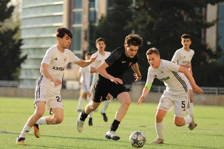 Sabah Futbol Akademiyasının komandaları liqalarda 8 qələbə qazanıb