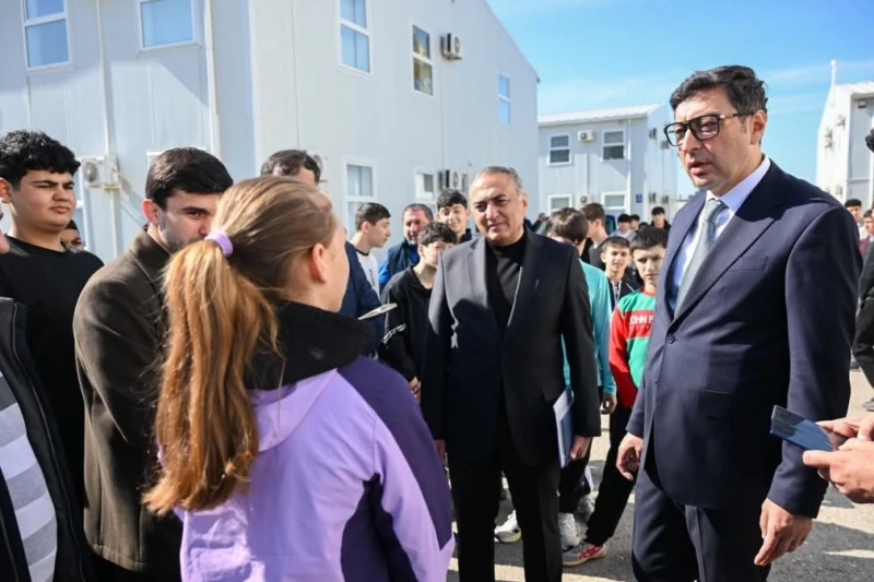 Ferid Qayıbov Cumhuriyet Olimpiyat Spor Lisesi'ndeki Yeni Şartları İnceledi, AZERFİT Projesinin Pilot Aşamasına Tanıklık Etti