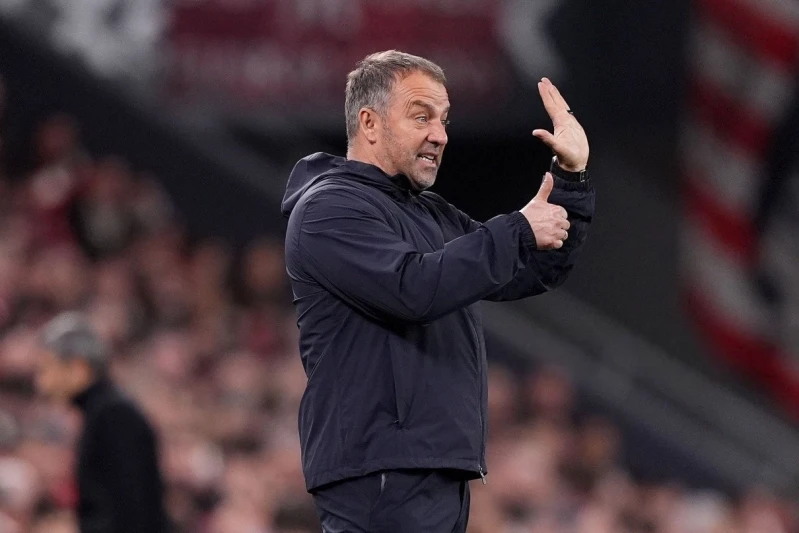 Hansi Flick, Barcelona'nın savunma taktikleriyle ilgili eleştirilere yanıt verdi