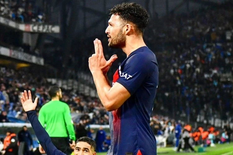 Liverpul PSJ hücumçusu üçün transferə başladı