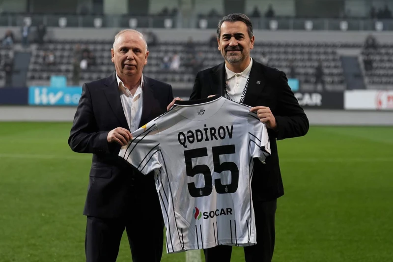 Vladislav Qədirov Neftçinin oyunundan narazıdır və komandadan nəticə gözləyir