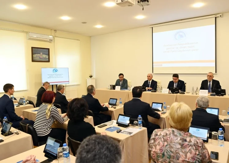 Vüqar Əhmədov yenidən Su İdmanı Növləri Federasiyasının prezidenti seçilib