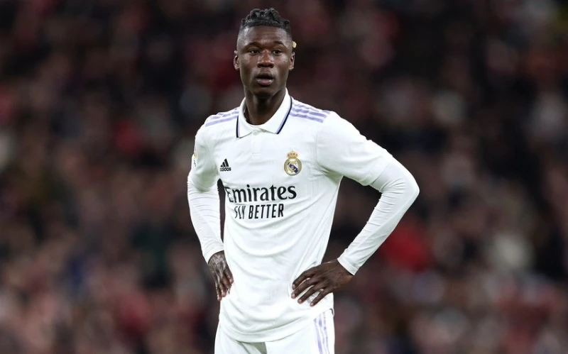 PSJ "Real"ın futbolçusu üçün 80 milyon avroluq təklif hazırlayır