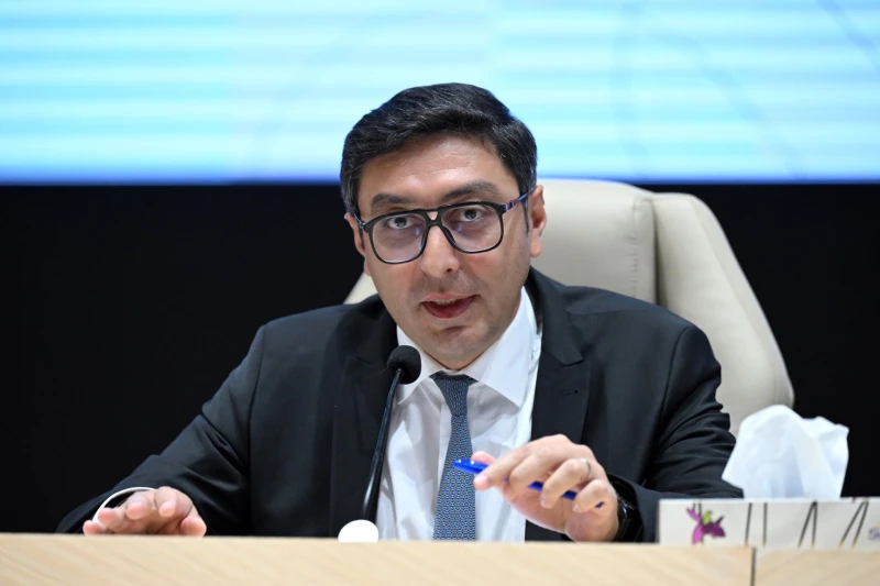 Gənclər və idman naziri Tofiq Əliyevin uğurunu yüksək qiymətləndirib, idmançıları sosial mediada fəal olmağa çağırıb