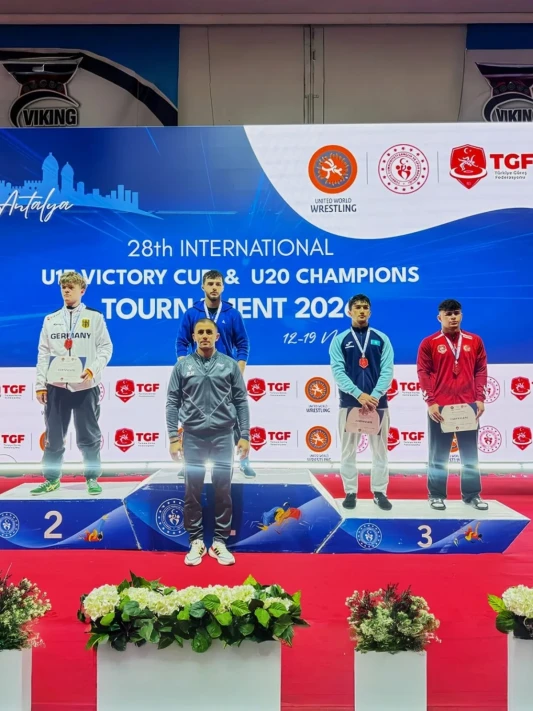 Azərbaycan güləşçiləri Antalyada Zəfər Kubokunda 4 medal qazanıblar