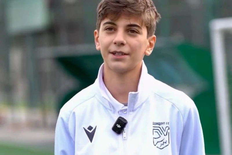 Sumgayıtın 14 Yaşındaki Kalecisi Barış Abbaslı: Futbol ve Akademik Başarıların Birliği