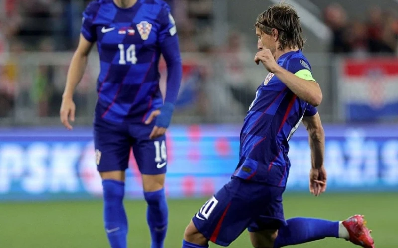 Luka Modrić becomes the oldest European player to score in a World Cup qualifier
