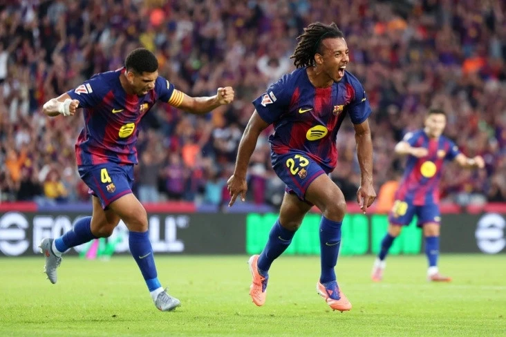 Kunde, Xavi yüzünden Chelsea yerine Barcelonayı seçti