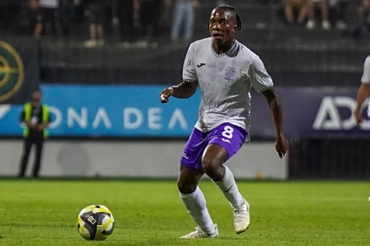 Şamahı'nın Tanzanyalı futbolcusu: Karabağ'a karşı tüm maçlar zor